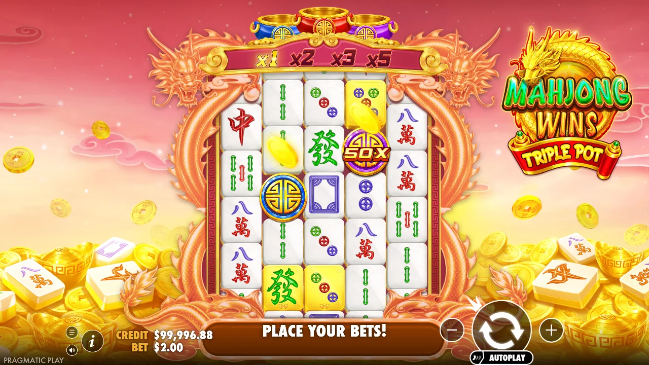 Grunnspillet i Mahjong Wins Triple Pot med multiplikatorstigen over muren